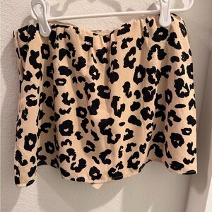 NWT Abercrombie & Fitch Animal Print Skort in Black and Cream size XS